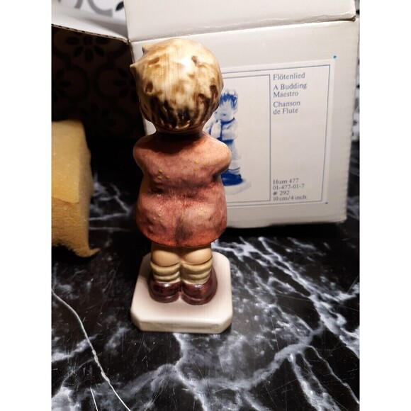 Hummel  Goebel A Budding Maestro - Picture 3 of 5